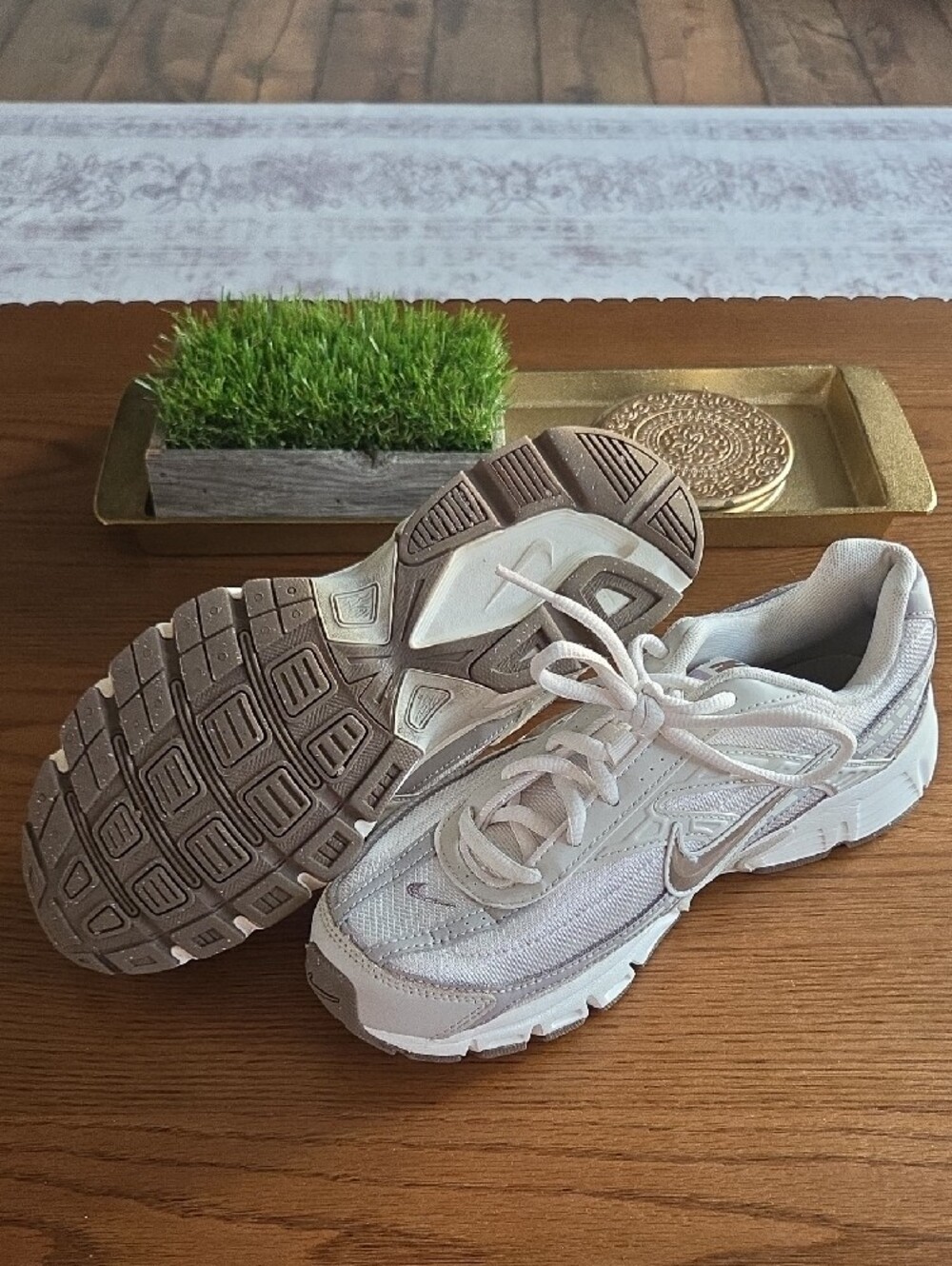 Nike Women's Sneakers - Picture 2 of 3